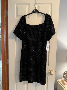 julia jordan Black Sequin Midi Dress